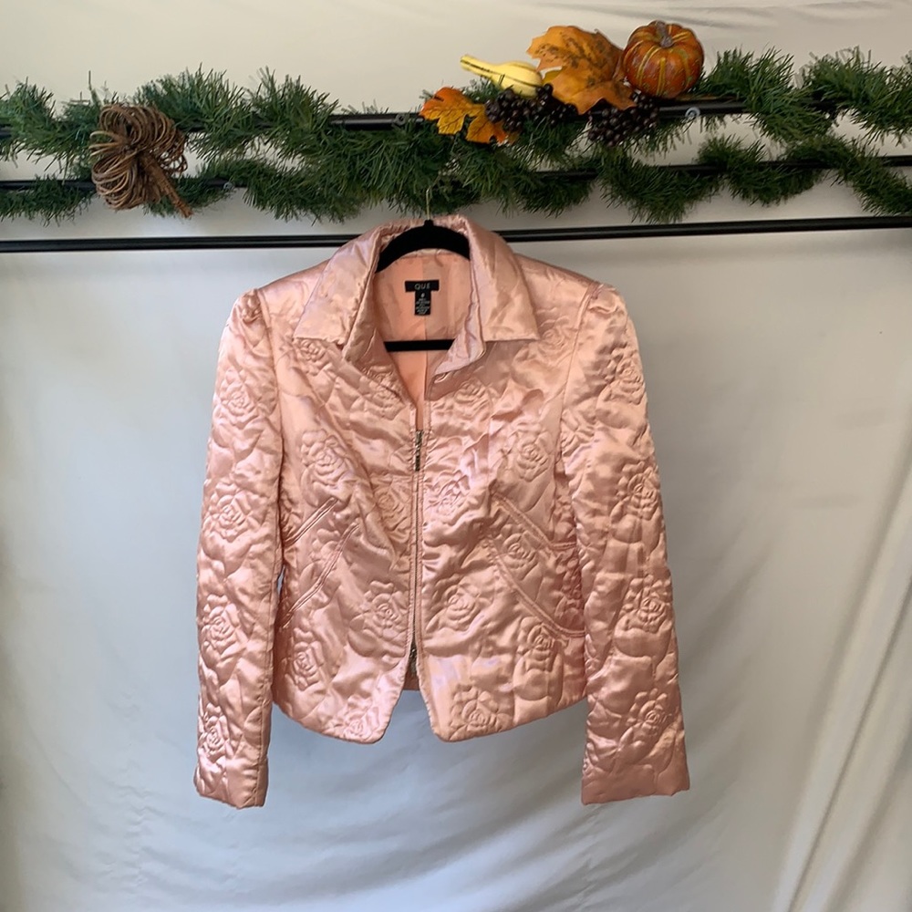 Q.U.E pink puff quilted jacket, size 8